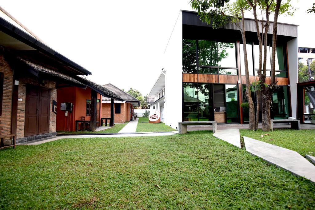 Chiang Mai Udee Hotel Bagian luar foto
