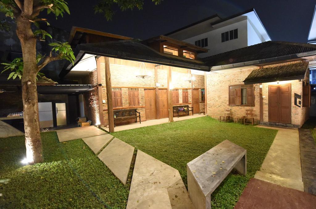 Chiang Mai Udee Hotel Bagian luar foto