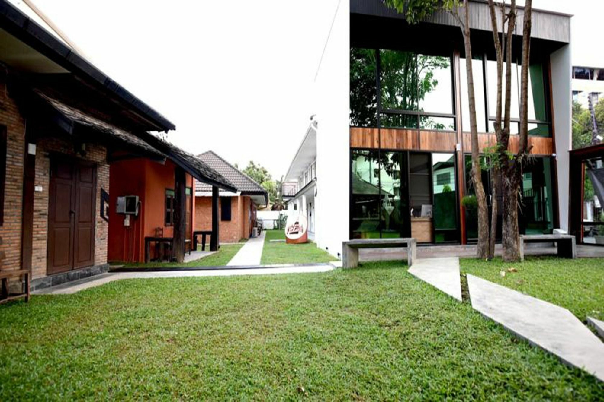 Chiang Mai Udee Hotel Bagian luar foto
