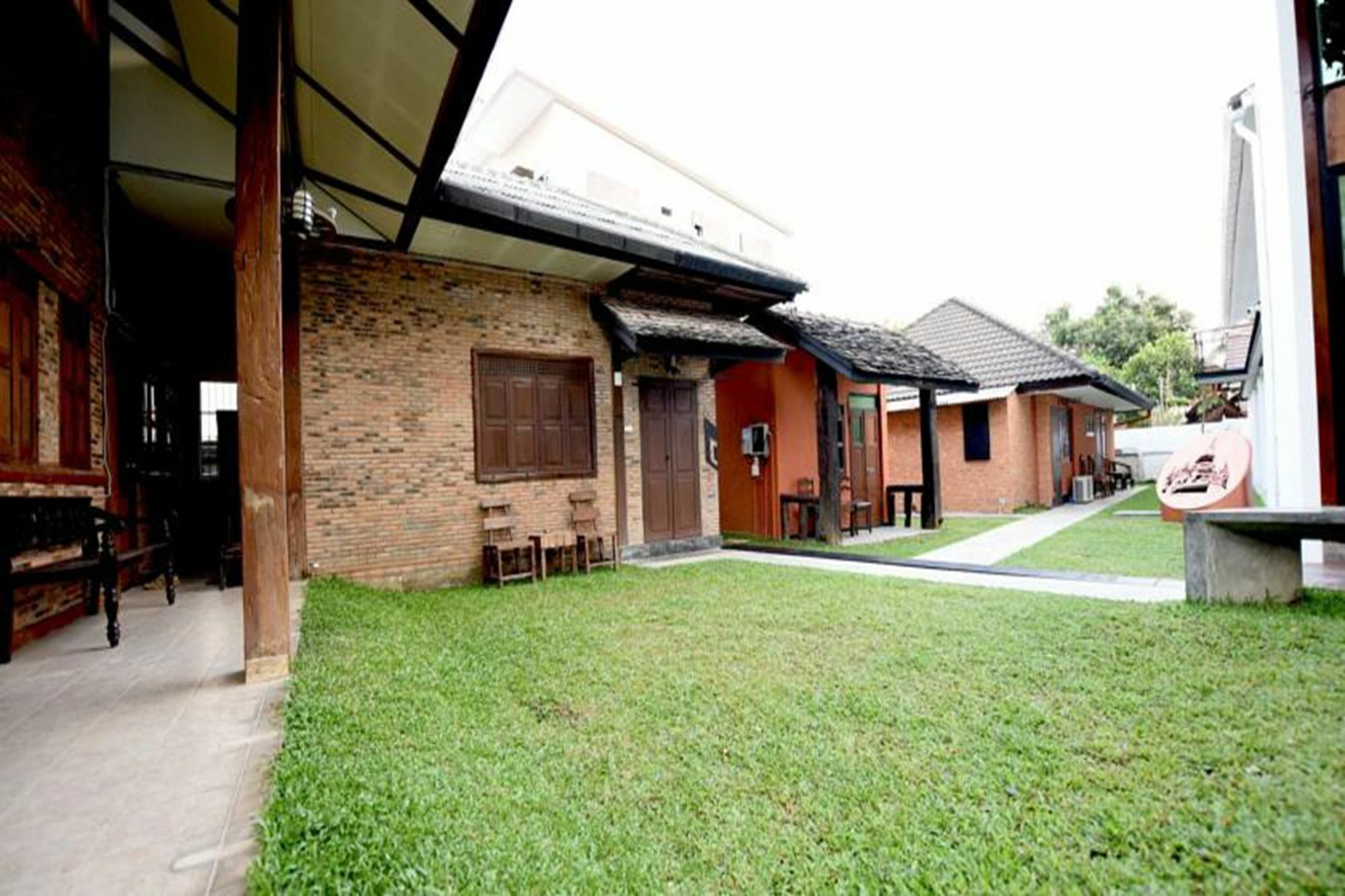 Chiang Mai Udee Hotel Bagian luar foto